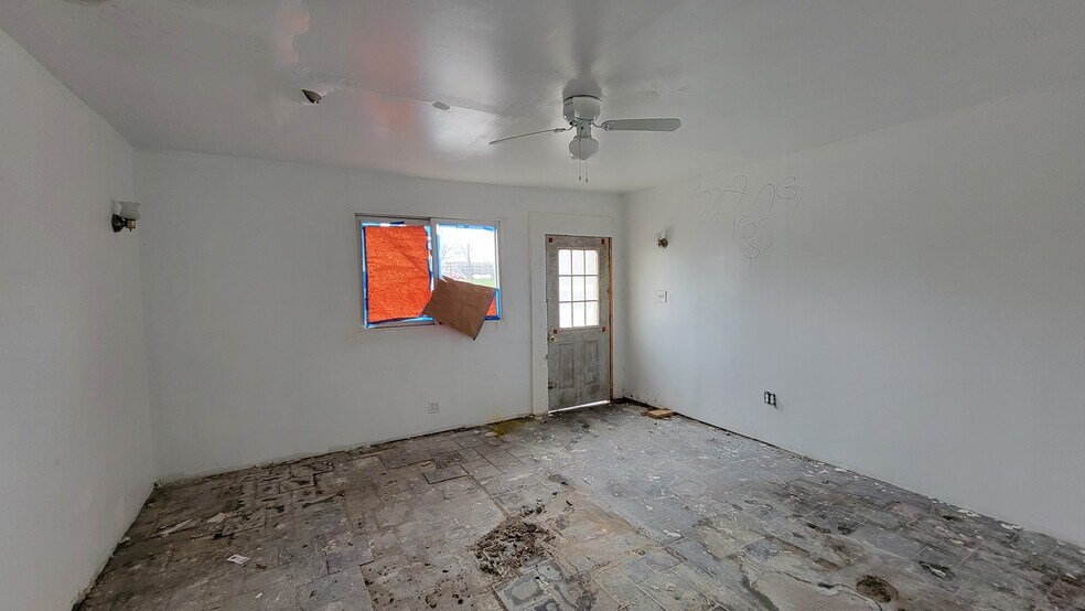 More Photos Of 1706 Hayden Ave, East Cleveland Auto Dealership For Sale