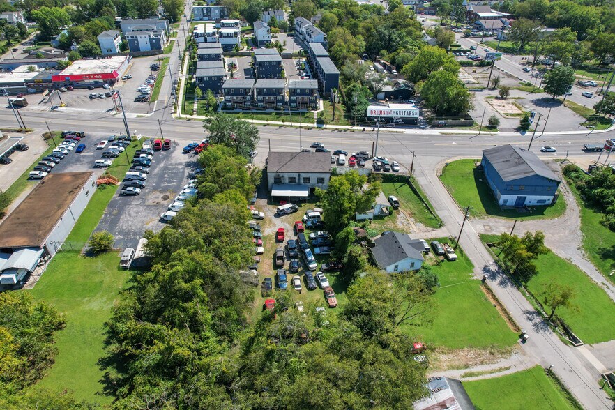 More Photos Of 2300-2304 Dickerson Pike, Nashville Auto Repair For Sale