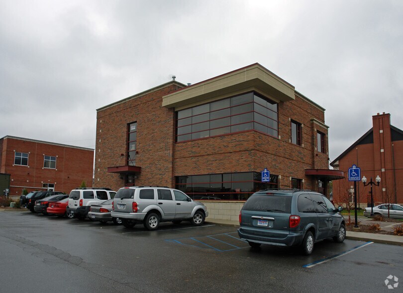 More Photos Of 150 N First St, Brighton Office For Lease