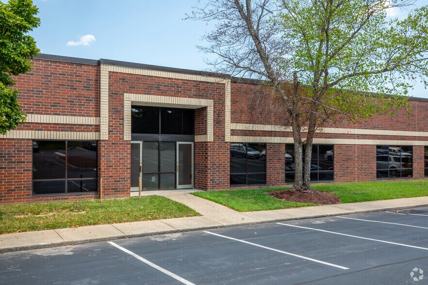 More Photos Of 5209 Linbar Dr, Nashville Unknown For Lease