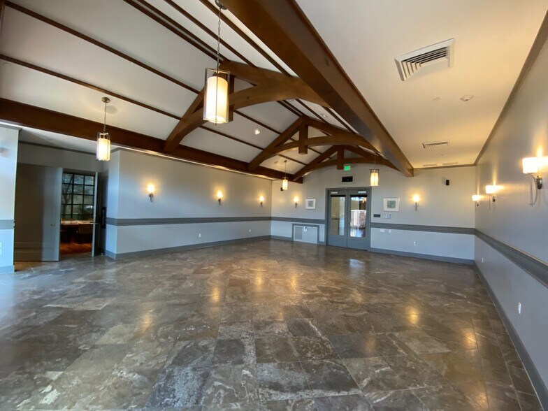 More Photos Of 3920 Gulf Fwy, Dickinson Lodge Meeting Hall For Sale