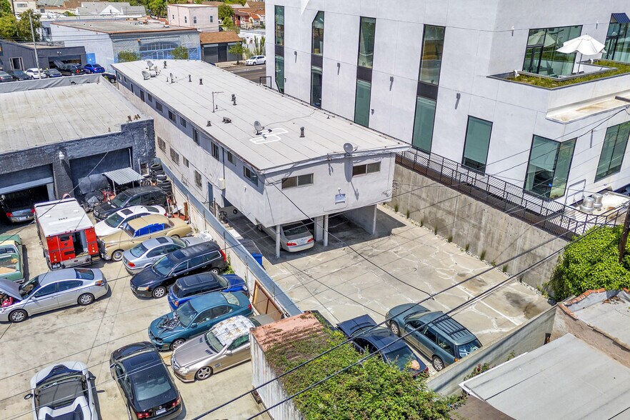 More Photos Of 5614 W Adams Blvd, Los Angeles Apartments For Sale