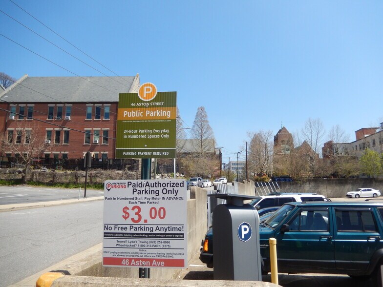 More Photos Of 46 Aston St, Asheville Light Manufacturing For Lease