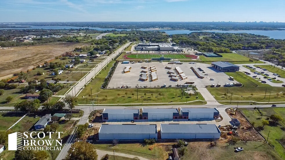 More Photos Of 1651 Hill Ln, Little Elm Unknown For Lease