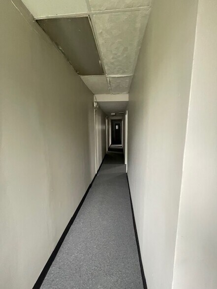 More Photos Of 4805 42nd Pl, Hyattsville Office For Lease