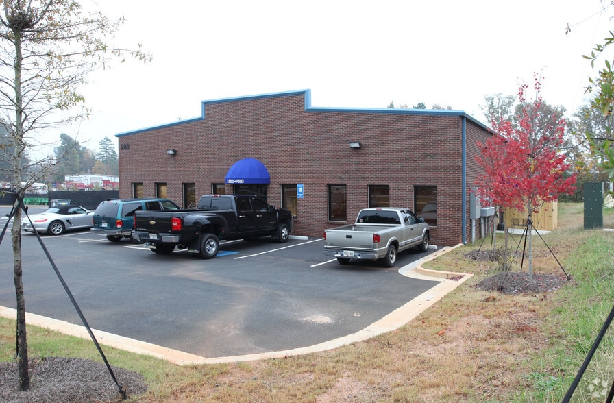 More Photos Of 289 N Price Rd, Sugar Hill Light Manufacturing For Lease