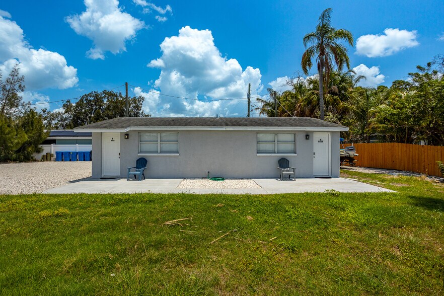 More Photos Of 8820 Rocky Creek Dr, Tampa Apartments For Sale