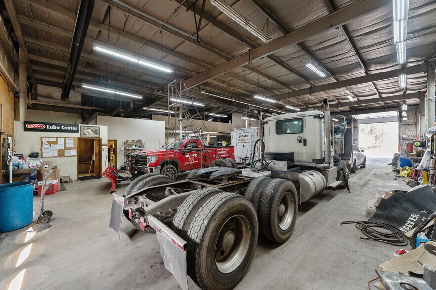 More Photos Of 859 Trexlertown Rd, Allentown Auto Repair For Sale