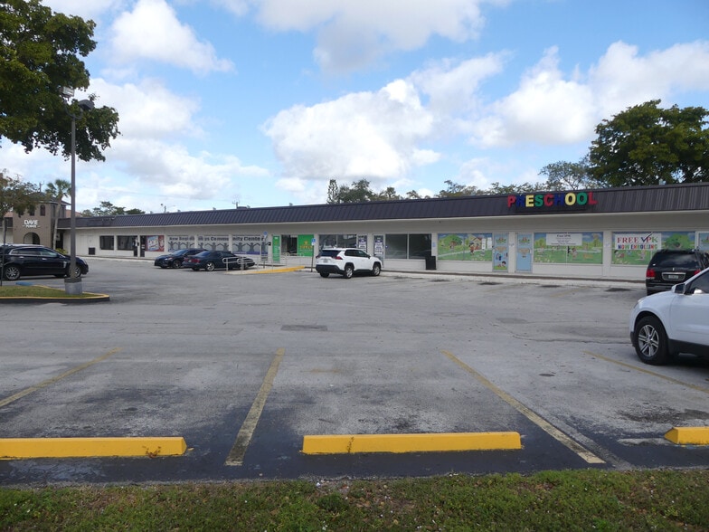 More Photos Of 7331-7399 Davie Road Ext, Hollywood General Retail For Lease
