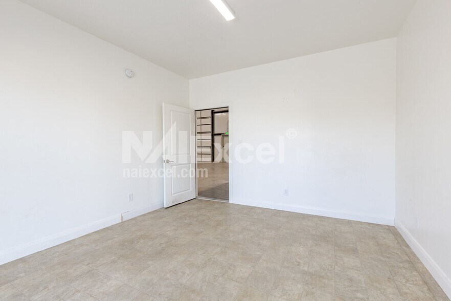 More Photos Of 712 S 5725 W, Hurricane Industrial For Sale