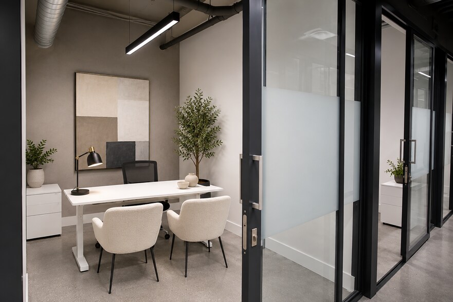 More Photos Of 6262 Glade Ave, Woodland Hills Coworking Space