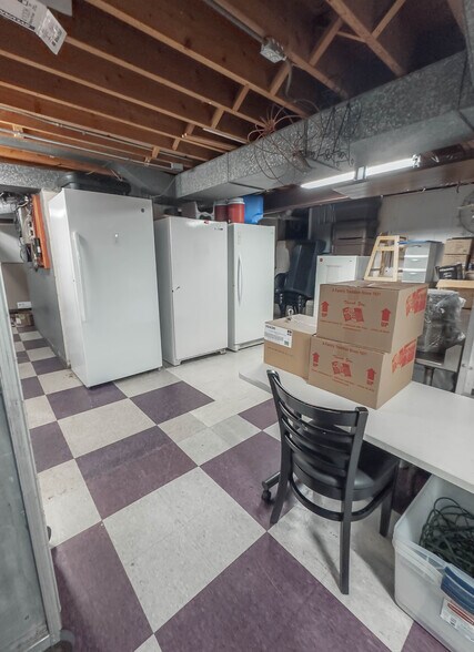 More Photos Of 205 Main St, Onalaska Specialty For Sale