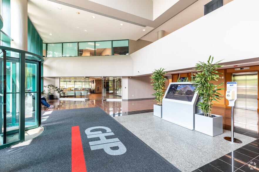 More Photos Of 555 Taxter Rd, Elmsford Office For Lease