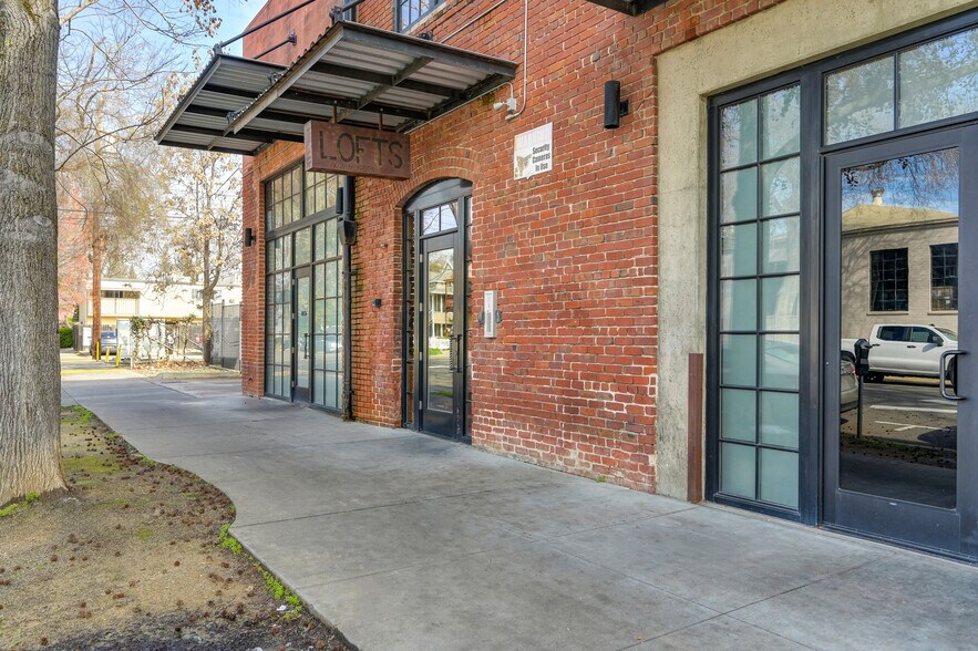More Photos Of 1725 14th St, Sacramento Office For Sale