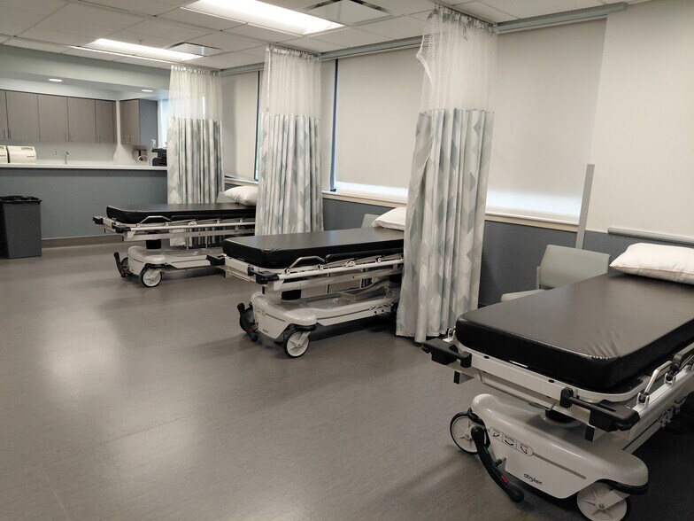 More Photos Of 1055 N 300 W, Provo Medical For Sale