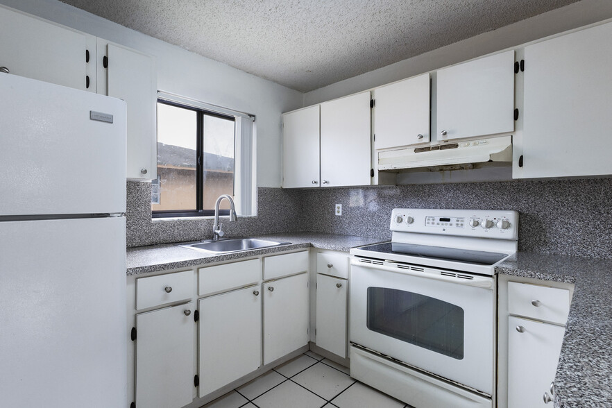 More Photos Of 6305 W 22nd Ct, Hialeah Apartments For Sale