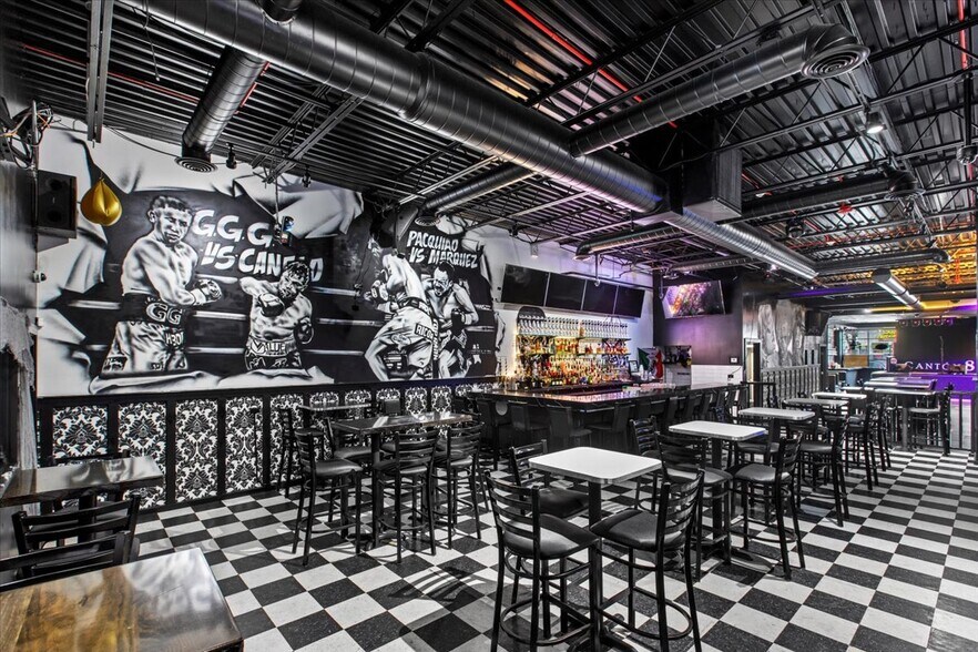 More Photos Of 6310-6312 Cermak Rd, Berwyn Restaurant For Sale