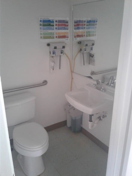 More Photos Of 716 N Main St, Kissimmee Office Residential For Lease
