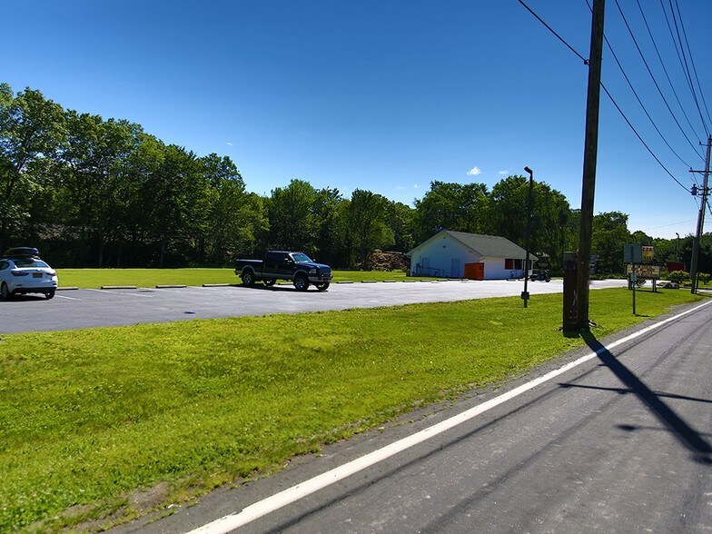 More Photos Of 1632 NY-211, Otisville Freestanding For Sale