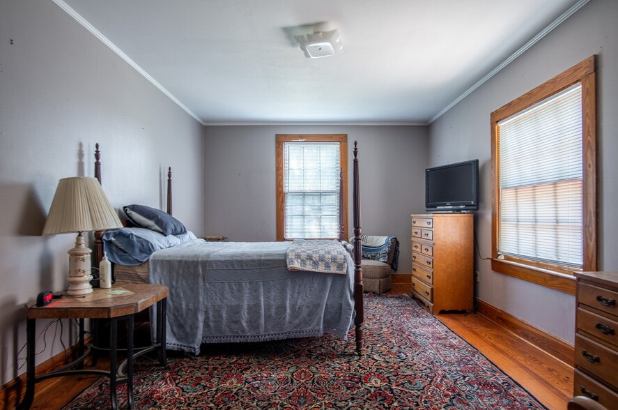 More Photos Of , Kings Mountain Unknown For Sale