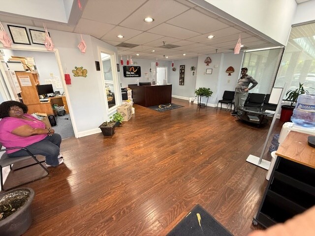 More Photos Of 8730 Cherry Ln, Laurel Unknown For Lease