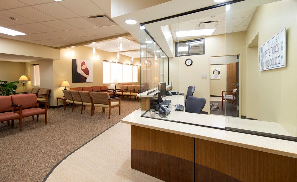 More Photos Of 315 Fort Williams St, Sylacauga Medical For Lease