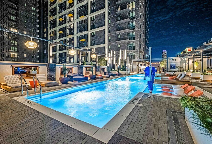 More Photos Of 1331 Spring St NW, Atlanta Unknown For Lease