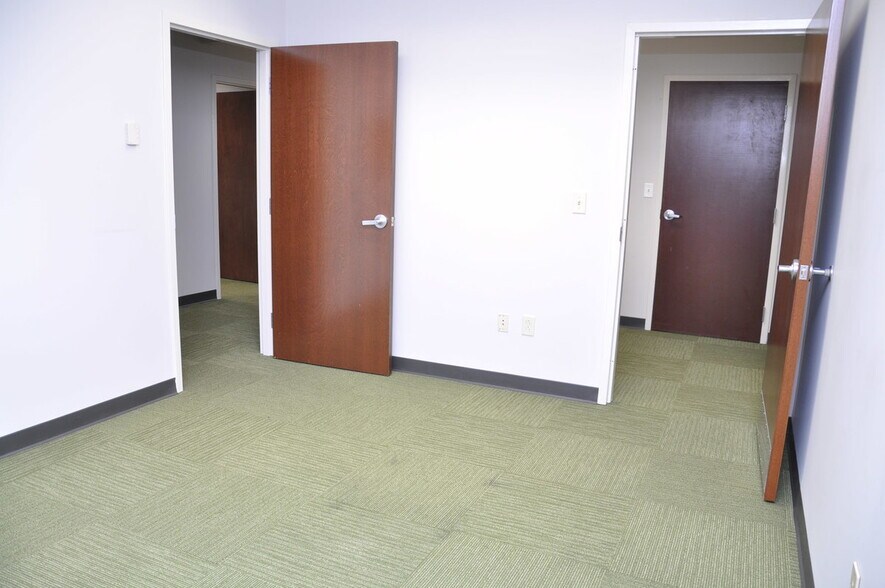More Photos Of 1200 Premier Dr, Chattanooga Loft Creative Space For Lease