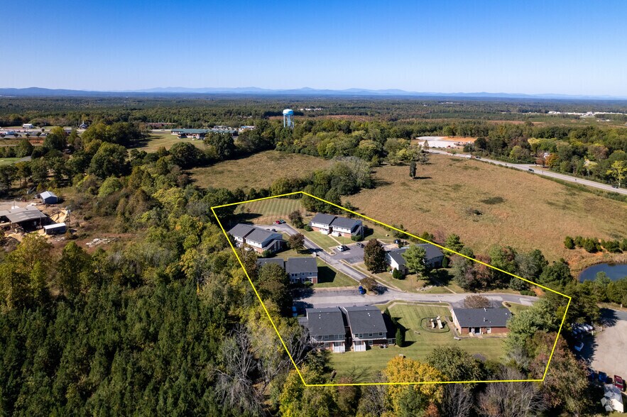 More Photos Of 201 Brickyard Dr, Dillwyn Apartments For Sale