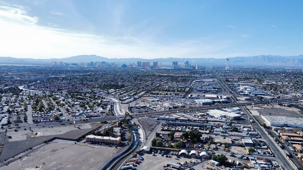 More Photos Of 3662 Park St, Las Vegas Industrial For Sale