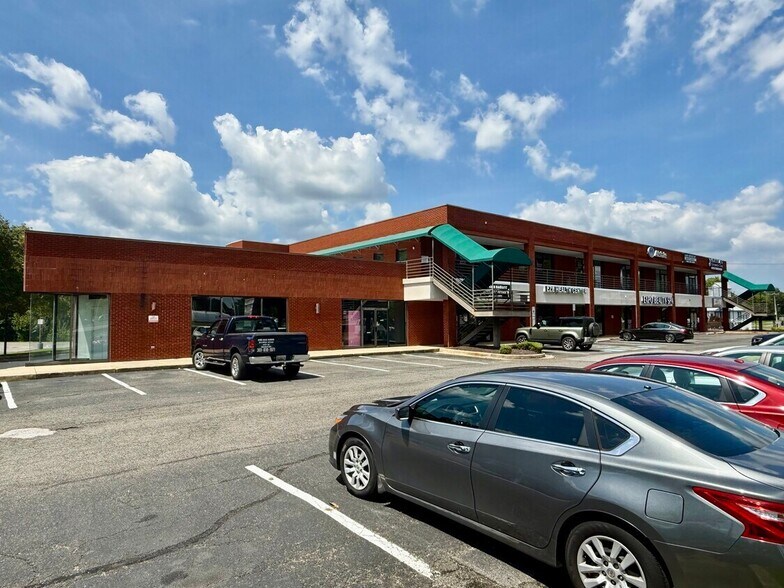 More Photos Of 11750 Business Park Dr, Waldorf General Retail For Lease