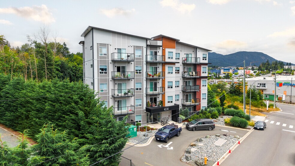 More Photos Of 4114 Crosland Pl, Duncan Apartments For Sale