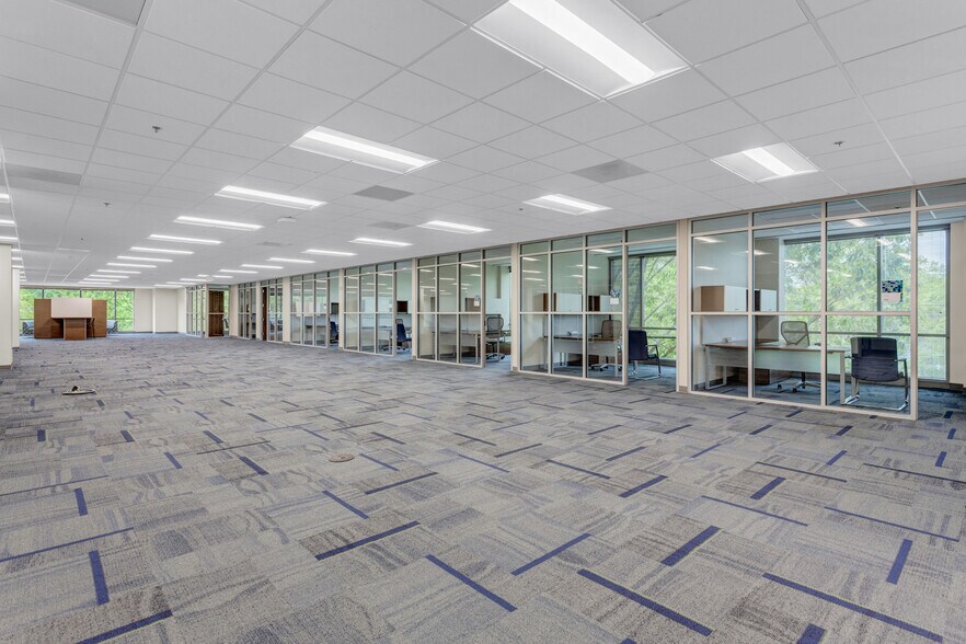 More Photos Of 3755 Mansell Rd, Alpharetta Office For Lease