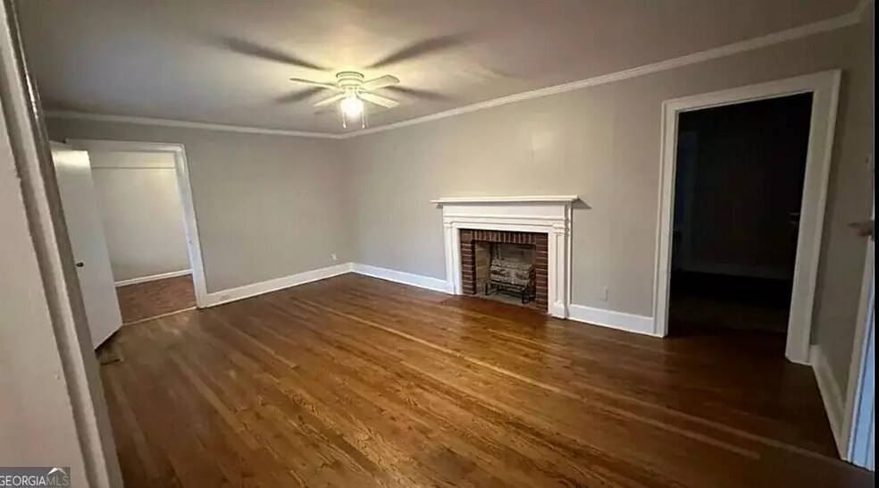 More Photos Of 305 S Walnut St, Greensboro Apartments For Sale