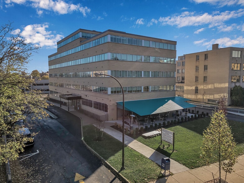 Primary Photo Of 1275 Delaware Ave, Buffalo Apartments For Lease