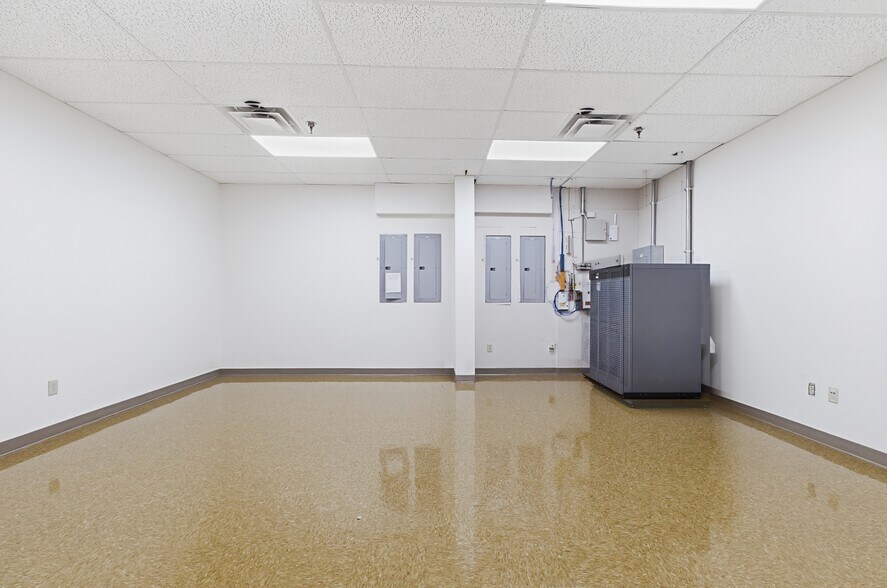 More Photos Of 104-176 Cude Ln, Madison Medical For Lease