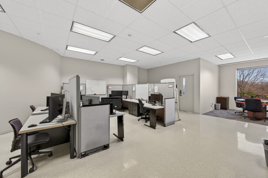 More Photos Of 5775 Moyer dr, Terre Haute Specialty For Sale