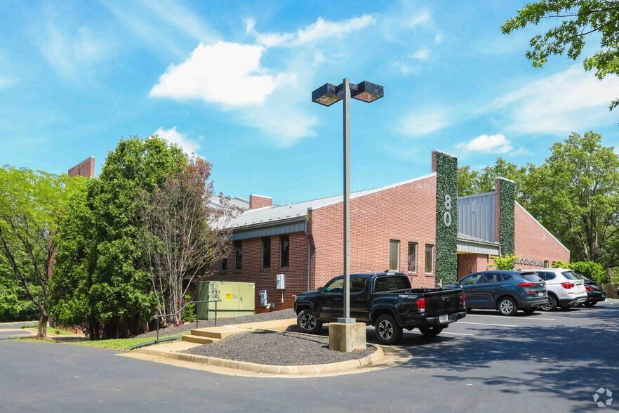 More Photos Of 880 Harrison St SE, Leesburg Coworking Space