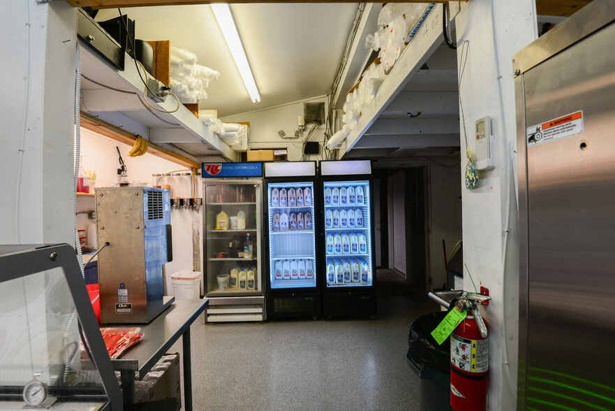 More Photos Of 405 W State St, Black Mountain Fast Food For Sale