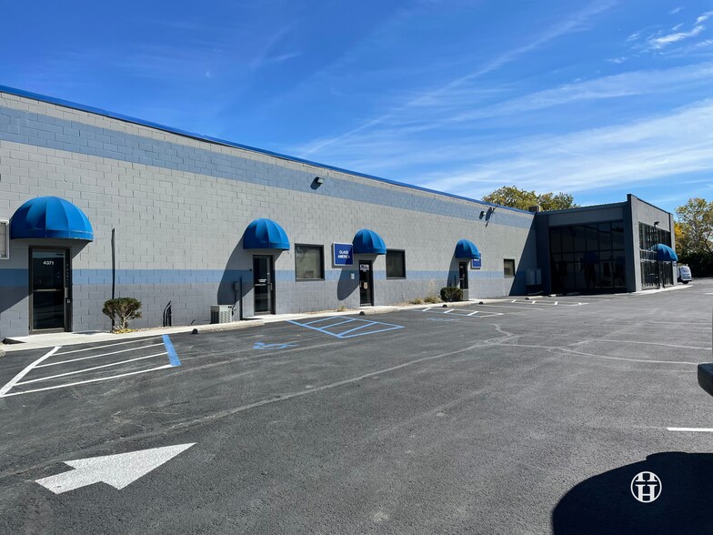 More Photos Of 4351-4375 Sellers St, Indianapolis Warehouse For Lease