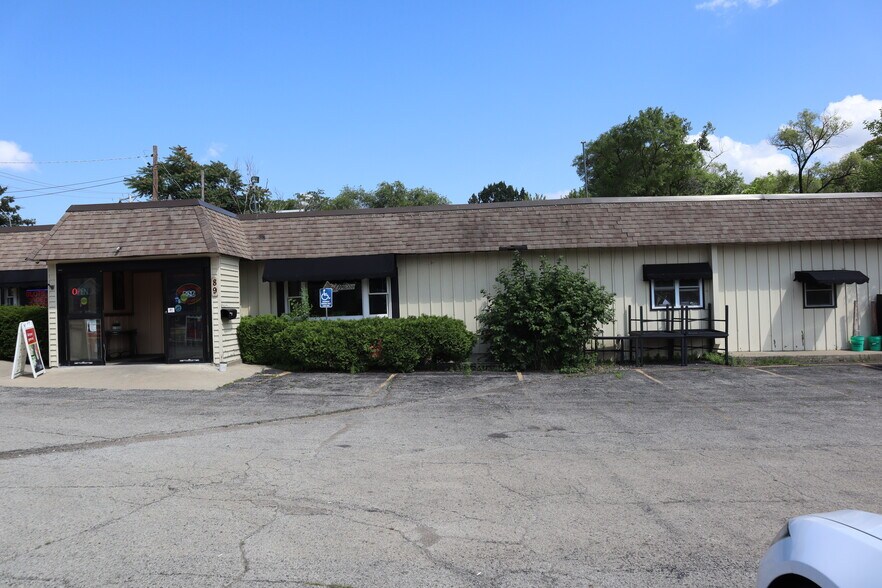 More Photos Of 89 E Grand Ave, Fox Lake Restaurant For Sale