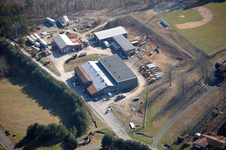 Primary Photo Of 1230 S Meadville Rd, Davisville Manufacturing For Lease