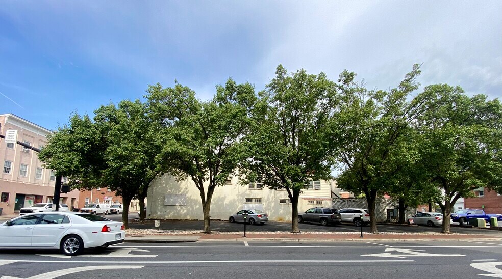 More Photos Of 1 N Braddock St, Winchester Land For Sale