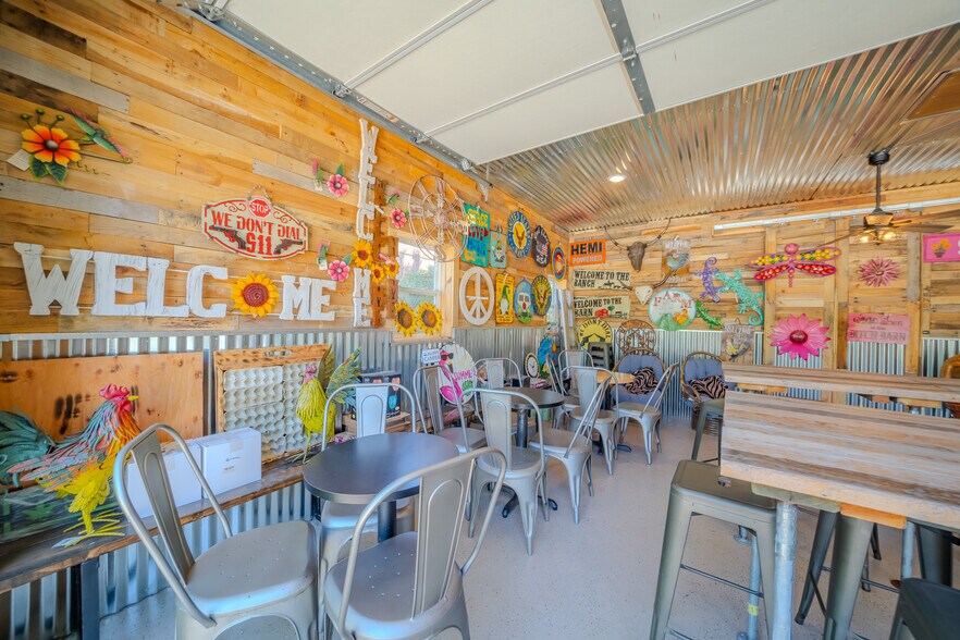 More Photos Of 420 Main St, New Munich General Retail For Sale