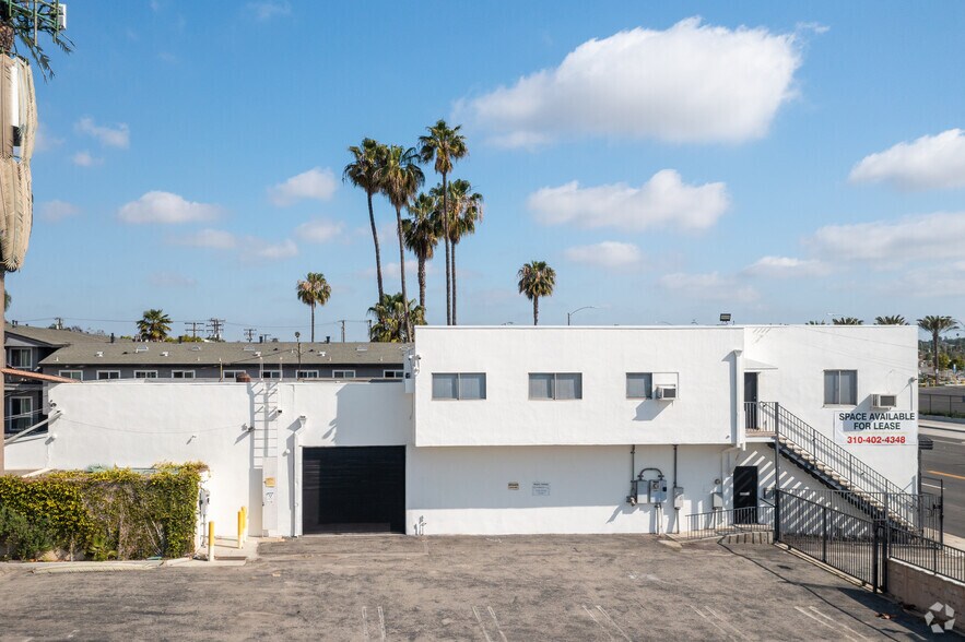 More Photos Of 923 S Prairie Ave, Inglewood Warehouse For Lease
