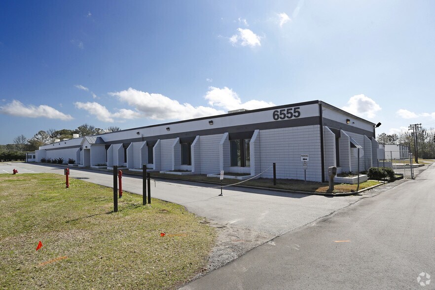 Primary Photo Of 6555 Fain St, North Charleston Manufacturing For Lease