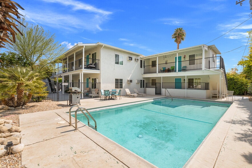 More Photos Of 1674 S Via Salida, Palm Springs Apartments For Sale