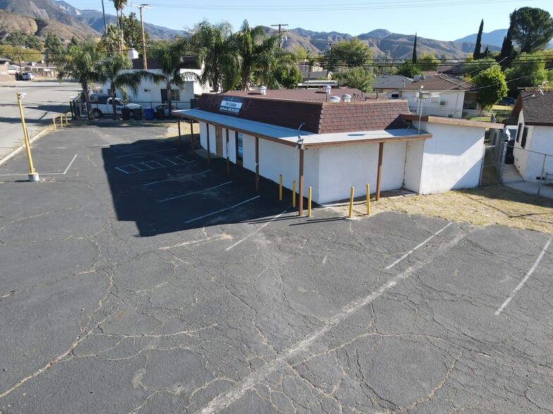 More Photos Of 4711 N Sierra Way, San Bernardino Convenience Store For Lease