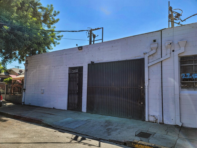 More Photos Of 3332 14th St, Los Angeles Warehouse For Lease