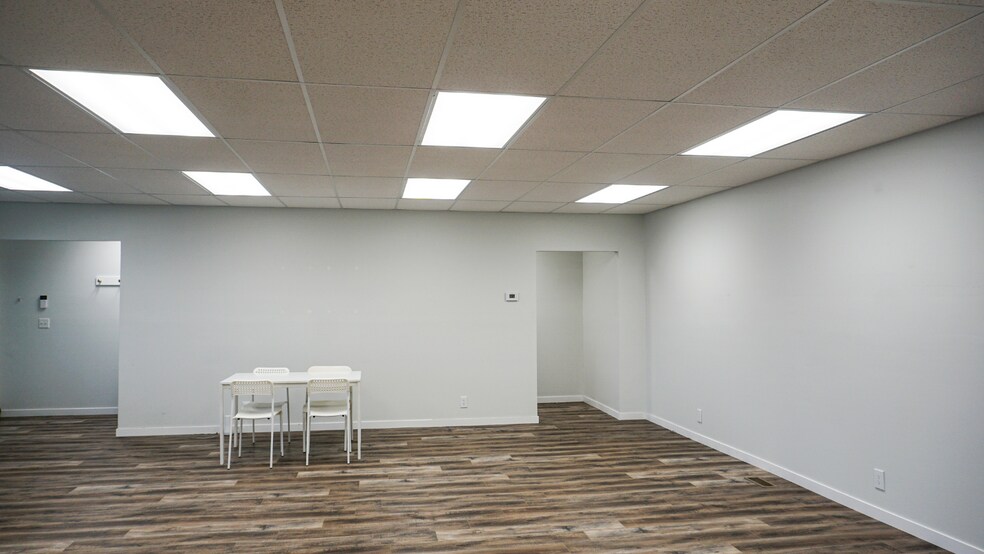 More Photos Of 1800 Woodfield Dr, Savoy Office For Lease